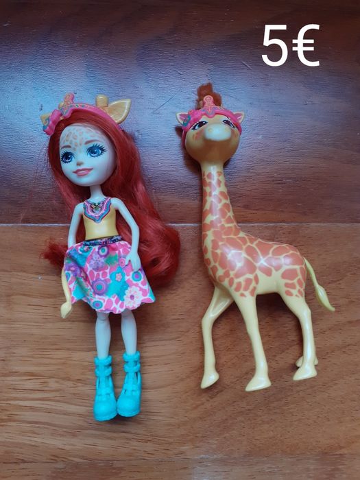Echantimals bonecas e mascote
