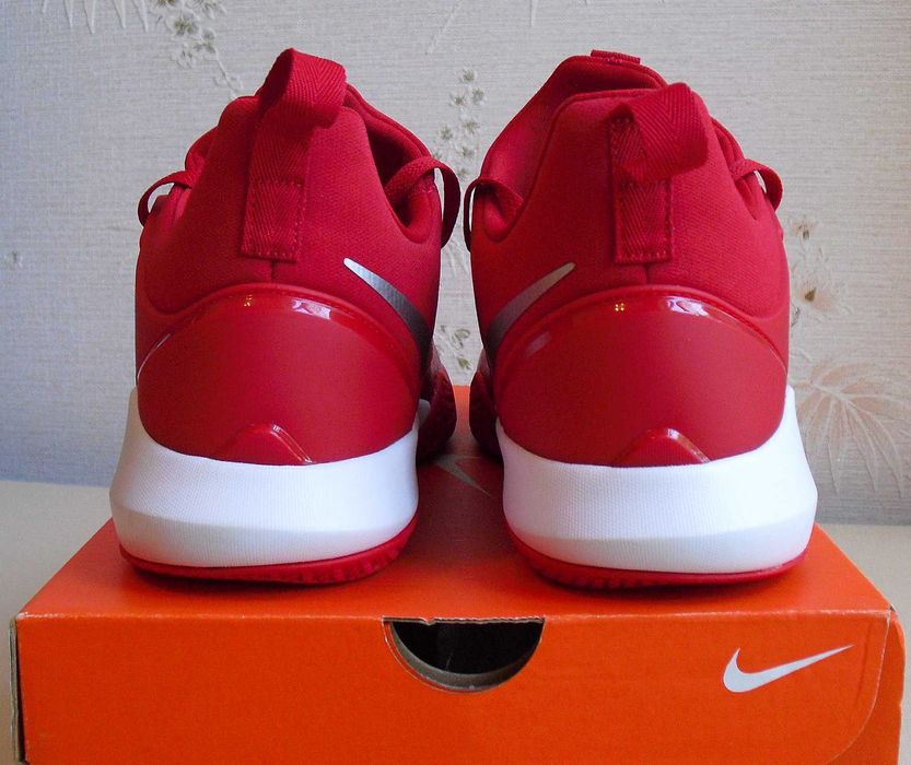 Баскетбольные кроссовки Nike Zoom Shift