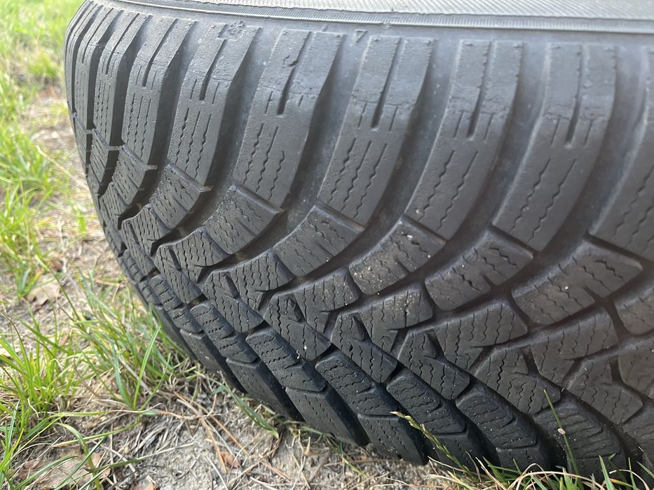 Opony zimowe 225/60r18 falken eurowinter hs01 suv 3szt. 6mm