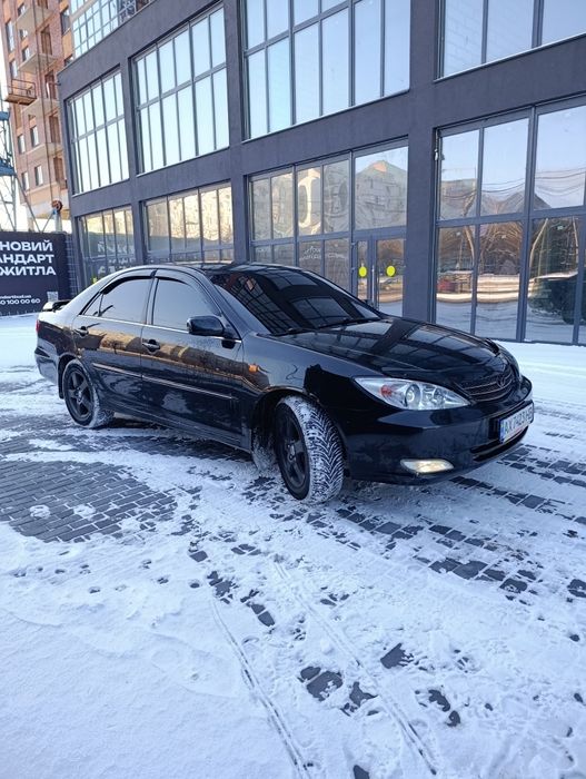 Срочно продам TOYOTA CAMRY 3.0 газ/бензин