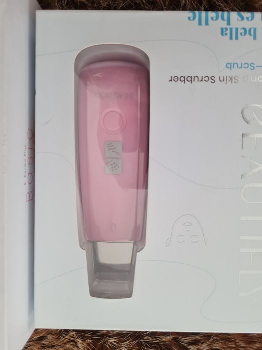 Peling kawitacyjny mikrodermabrazja 2×