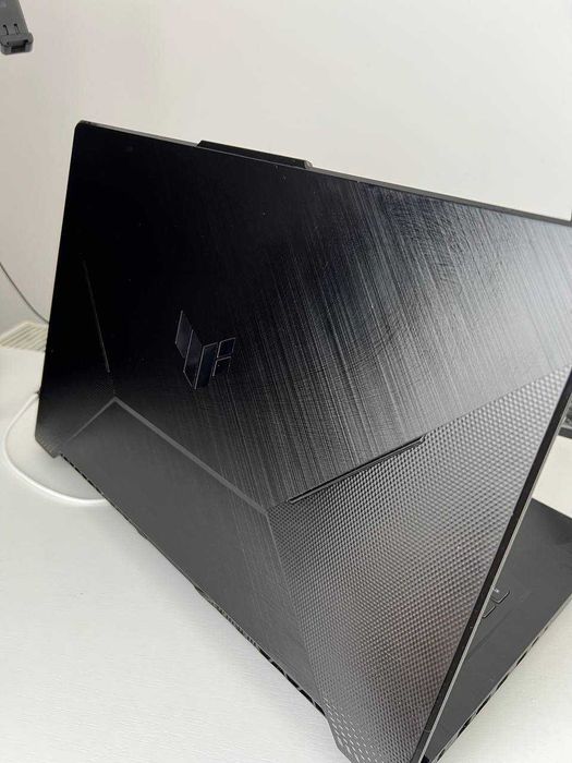 Продам ноутбук Asus TUF Gaming A17
