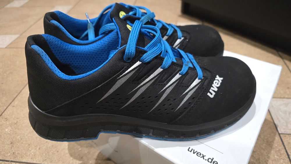Obuwie robocze uvex r.42
