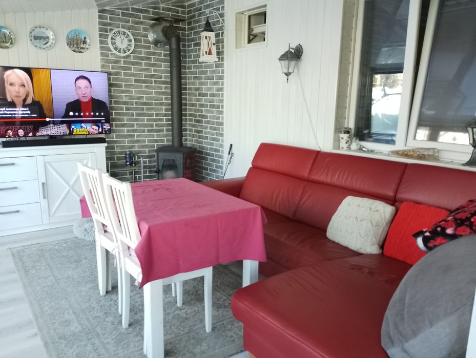 Будинок з  Карпатським чаном, басейном з морською водою, сауною.