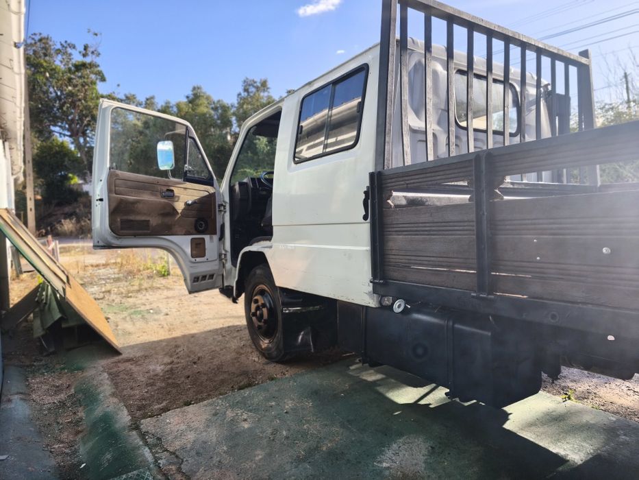 Vende-se Bedford 3.3 Cabine Dupla – Caixa Aberta