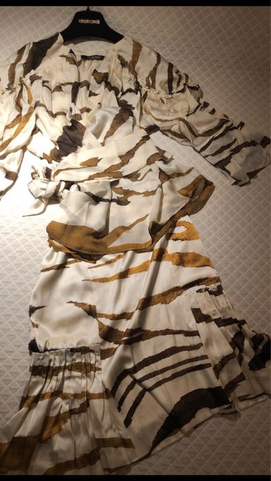 Conjunto blusa & saia & cinto ROBERTO CAVALLI seda chiffon tmn 38 novo