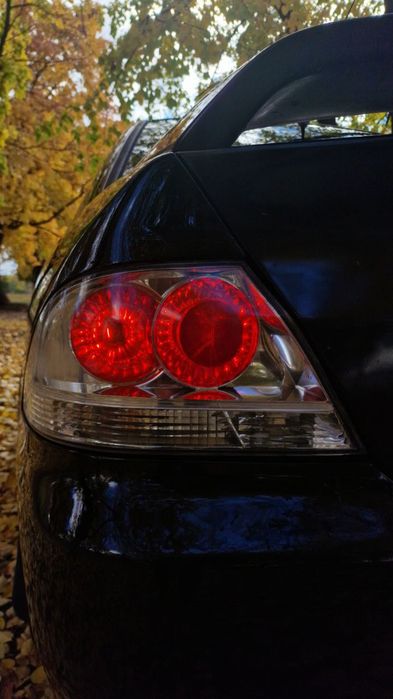 Продам лансер 2.0! в доброму стані!