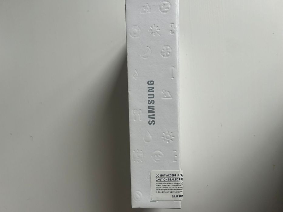 Smartfon Samsung Galaxy S21 FE 5G jak NOWY