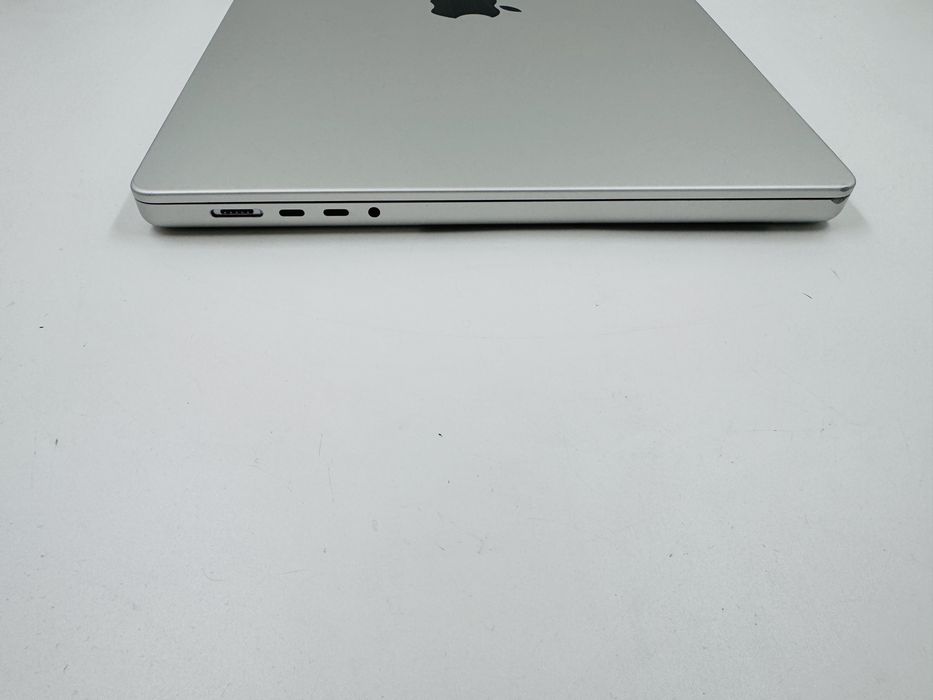 apple MacBook Pro 16 2021 M1 Pro 32GB RAM 1TB SSD Silver IL7610