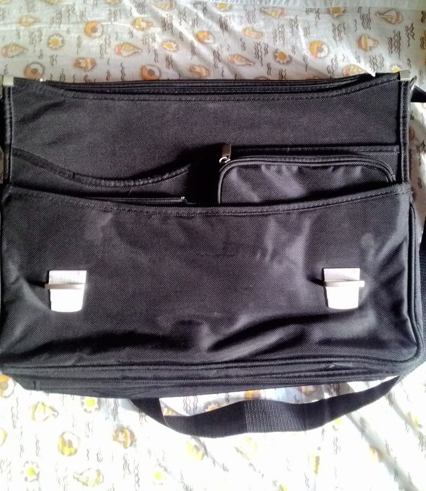 Портфель для ноутбука максимум 17"