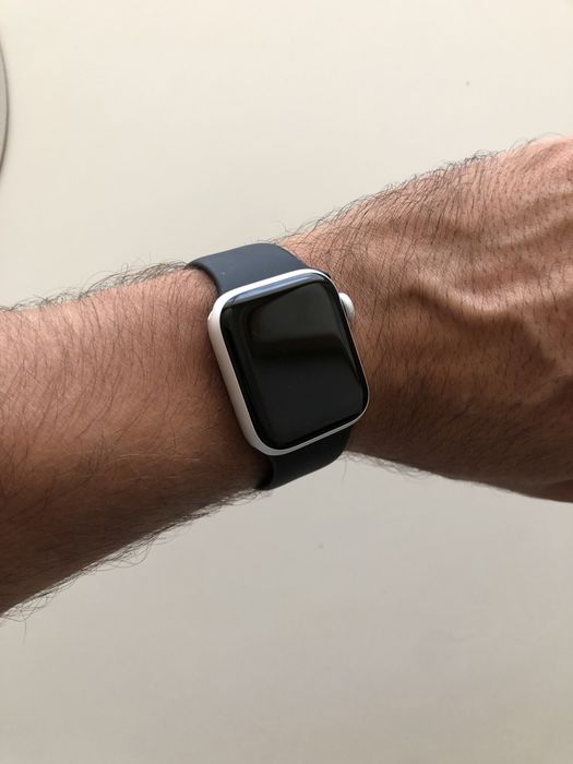 Apple Watch SE (2.ª Geração) 40mm Silver LTE – Como Novo