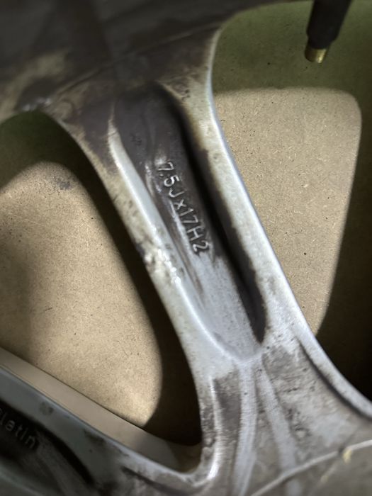 Диски 5-112 R17 7.5J Dia 66.6 комплект легкосплавні Platin