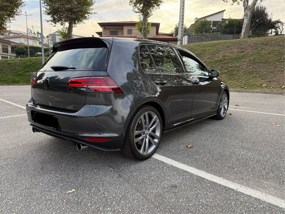 Volkswagen VII Golf GTI
