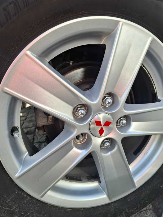 Conjunto jantes y pneus mitsubishi lancer. Nissan, toyota, honda