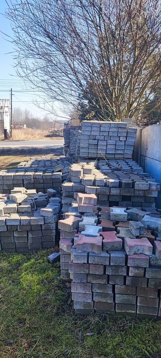 Kostka rozbiórkowa bechaton