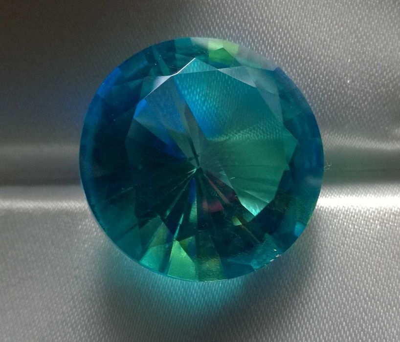 Mystic kwarc 31  CT ,  21mm  oczko do pierścionka , zawieszki