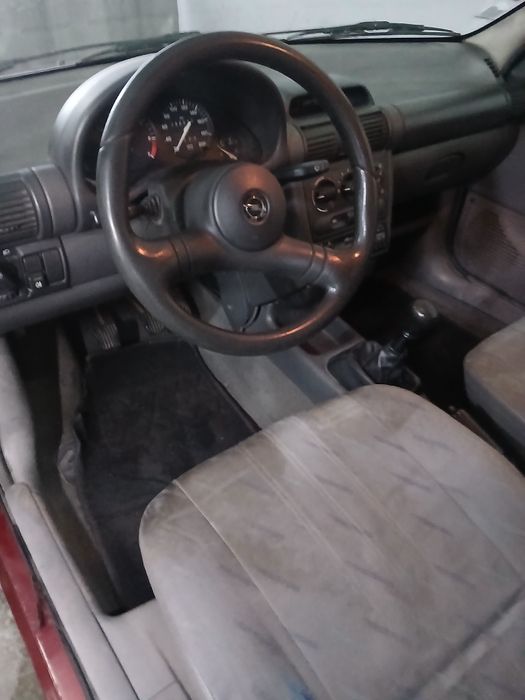 Opel corsa 1.2 i
