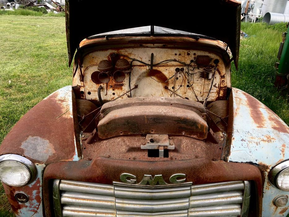 GMC 4500 Pick Up 1948r patyna wieloryb Five window