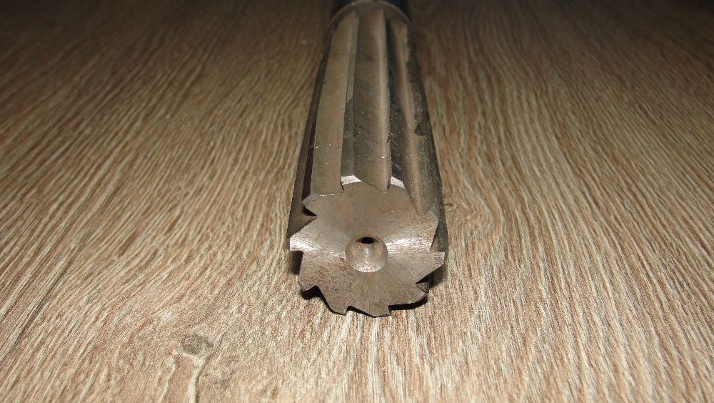 Rozwiertak Ręczny NRTh 34 , 36