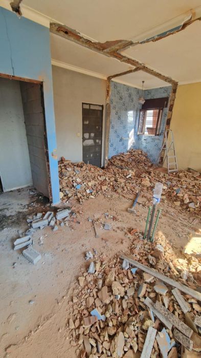 Faço recolha de entulho