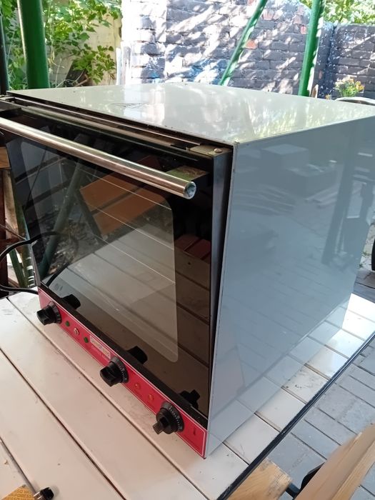 Розстійна шафа нова,(розстойка)піч з пароконвенцією нова