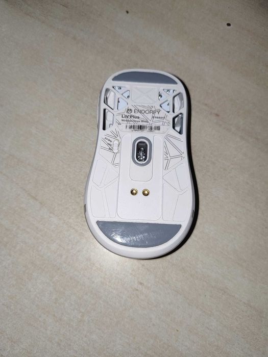 Sprzedam myszkę bezprzewodową ENDORFY LIV Plus Wireless Onyx White