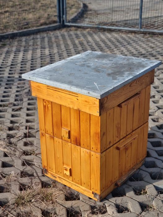 Ul Wielkopolski sprzedam lub zamienię na rodzinę pszczelą