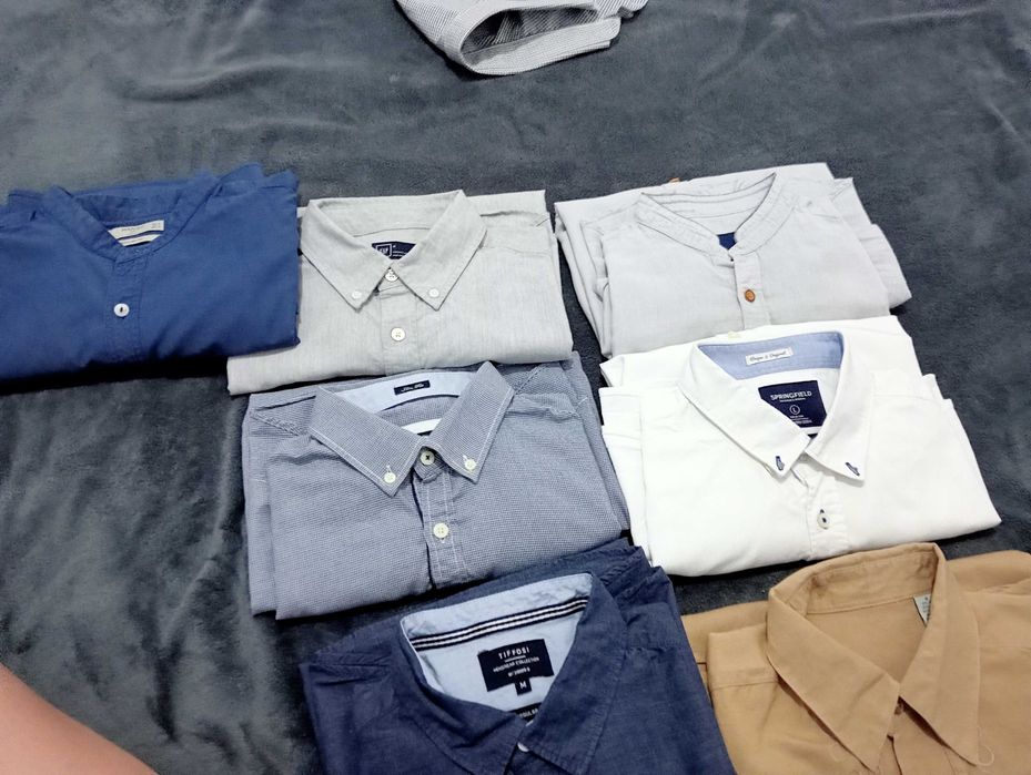Camisas masculinas tamanho M e L