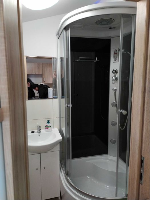 Wynajmę Mieszkanie Noclegi Pokoje pracownicze Parking Gostyń 30zł