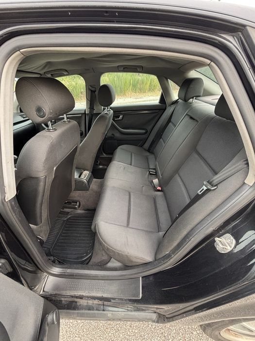 AUDI A4 1.9 TDI 130 CV — 2001