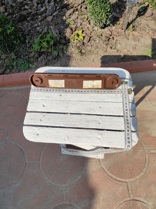 Вешалка пластмассовая, б/у