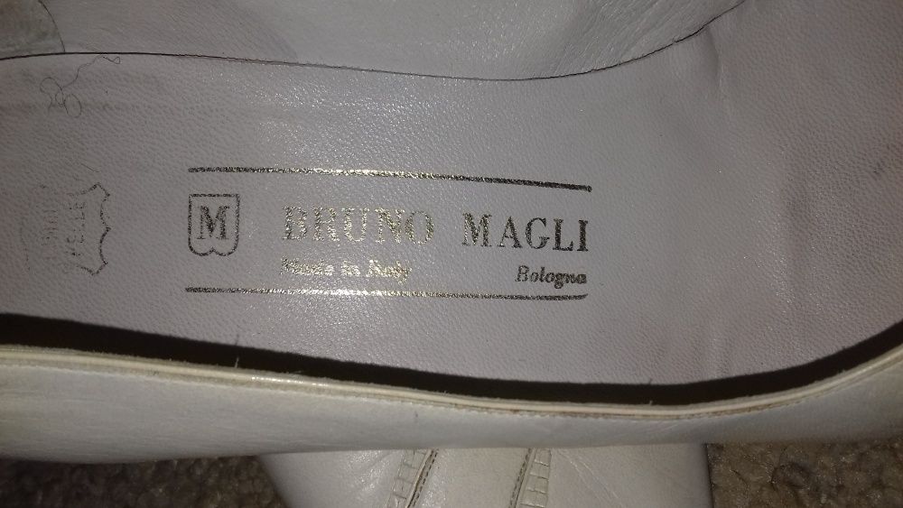 Buty- czółenka skórzane sprzedam.
