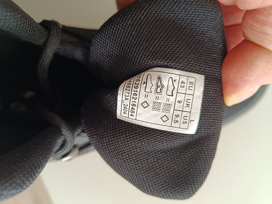 Crivit r.43 (27.5 cm) trekingi męskie waterproof