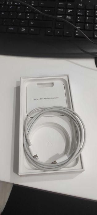 iPhone 11 black 129GB semi novo