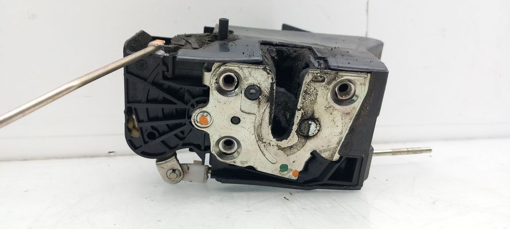 Fechadura / fecho porta trás direito DACIA Logan MCV II (7S_)