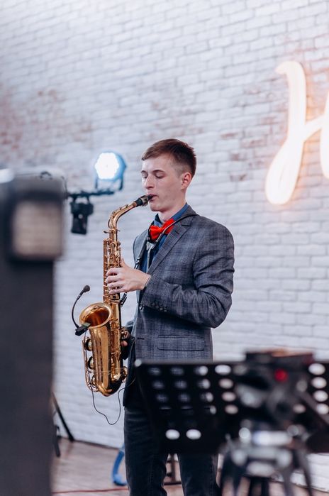 Саксофоніст на Ваше свято!