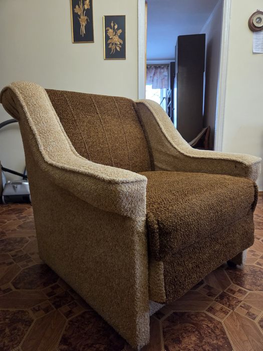 Продам крісло розкладне