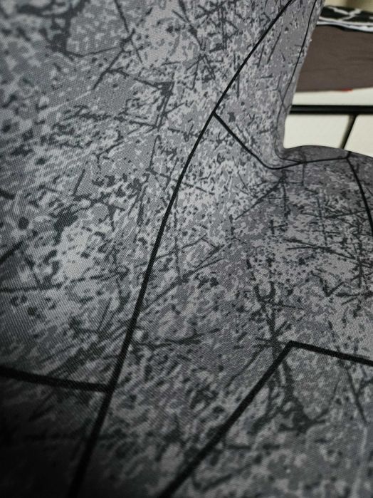 Pokrowce na krzesła szare ze wzorem elastyczne uniwersalne 4 sztuki