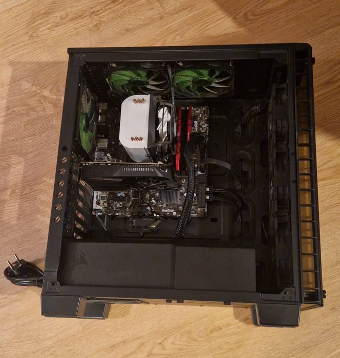 PC Desktop gaming i7-6700K / GTX 1050 Ti / 32 GB RAM / Seasonic 750 W