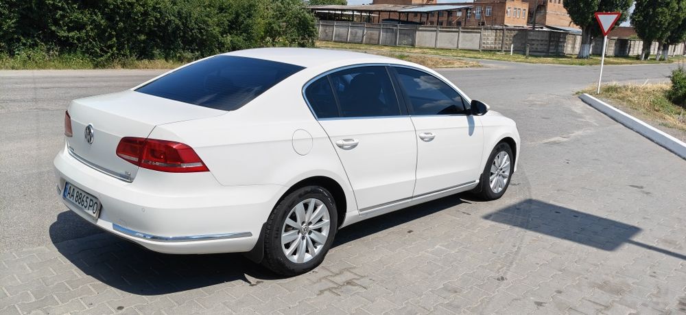 Volkswagen Passat 2013 VIN WVWZZZ3CZDE159401 фото оголошення 2 з 8