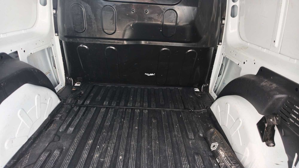 Renault Kangoo Compact 1.5 dCi - IVA Dedutível - Distribuição Feita