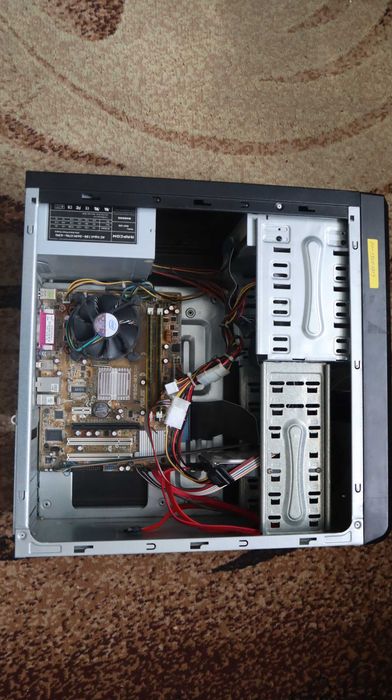 Системний блок компютер