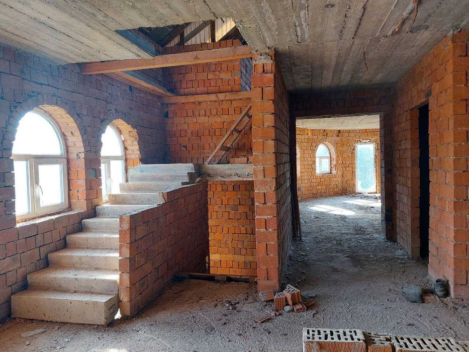 Будинок 2-пов. з мансардою, 400 м.кв., Новий Киселів
