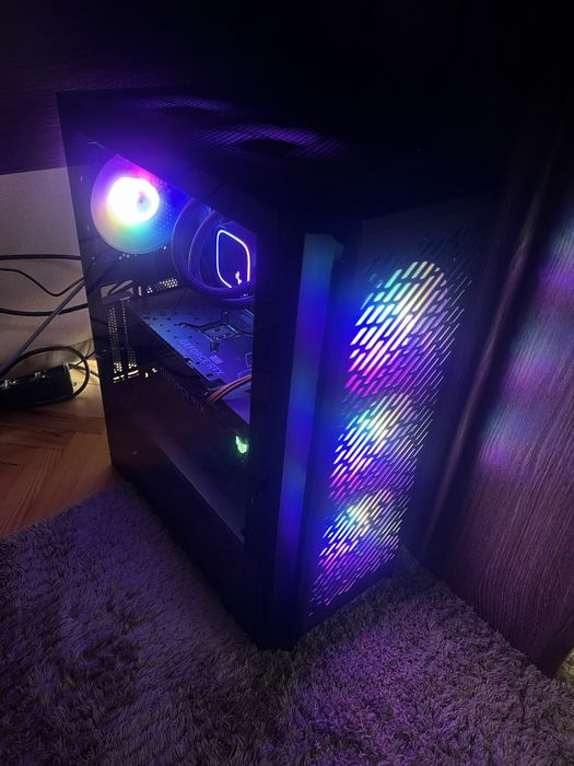 Ігровий компютер asus tuf 4070 , ryzen 7700x ddr5 32 gb