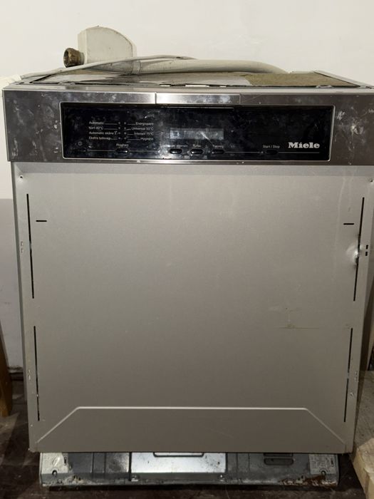 Вбудована посудомийка MIELE 60см