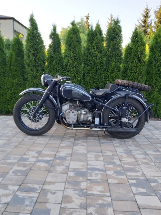 M72 IMZ 1957r. z wózkiem bocznym.