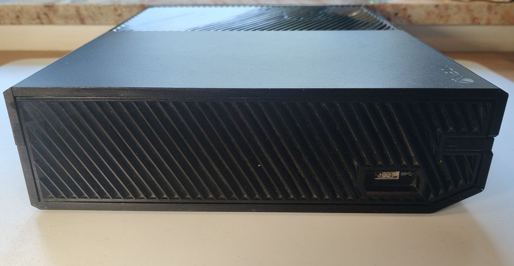 Xbox one, bez kontrolera z grą "LEGO the movie"