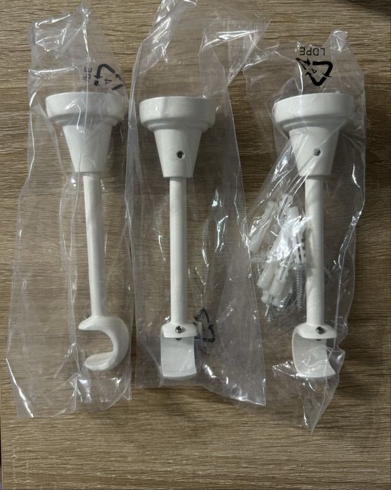 Białe wsporniki do karnisza sztorów na firany zasłony 3szt pojedyncze