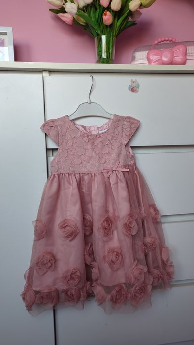 Sukieneczka dla dziewczynki