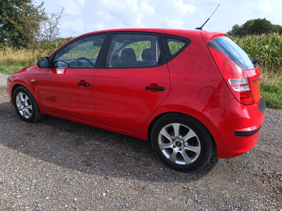 Hyundai i30 1,4 ben  oryginał bezwypadkowy